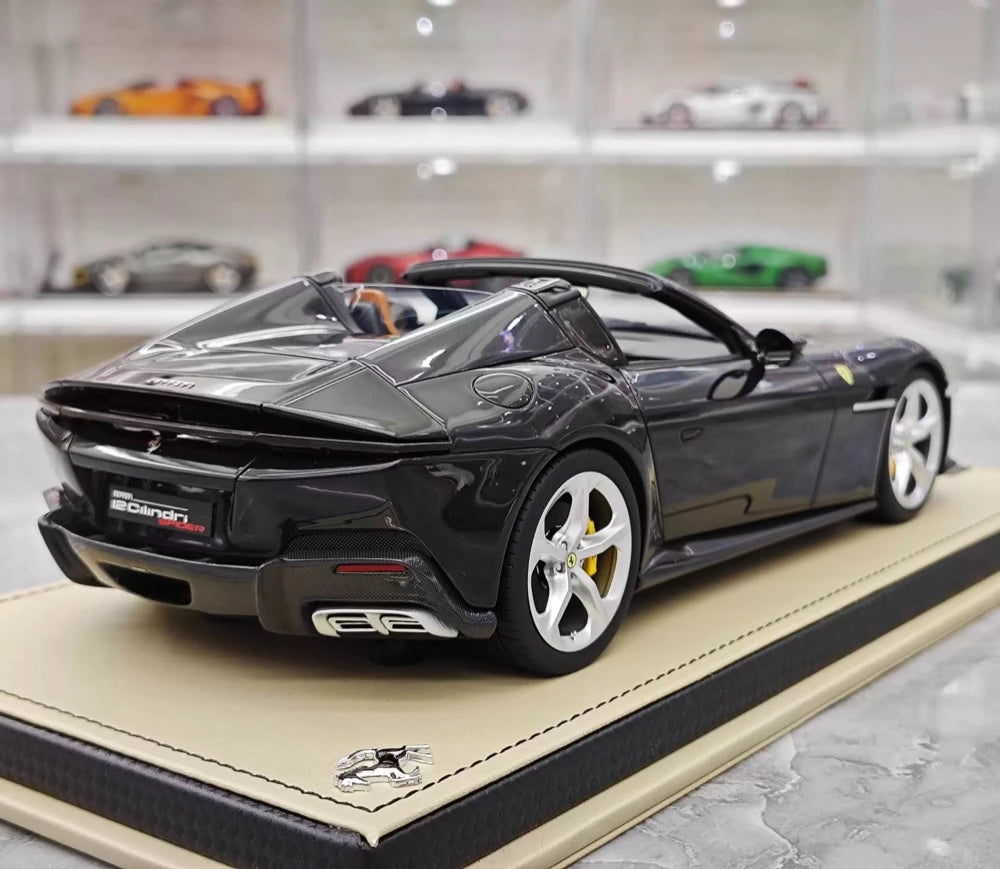 [MR Collection] 1:18 Ferrari 2024 12Cilindri Spider Black Model Car Resin