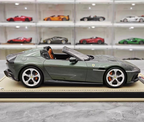 [MR Collection] 1:18 Ferrari 2024 12Cilindri Spider Green Model Car Resin