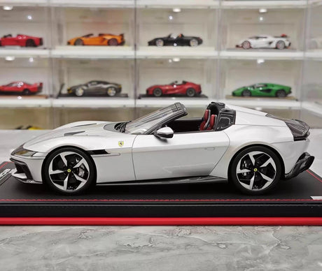 [MR Collection] 1:18 Ferrari 2024 12Cilindri Spider Silver Model Car Resin