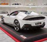 [MR Collection] 1:18 Ferrari 2024 12Cilindri Spider Silver Model Car Resin