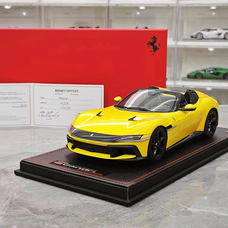 [MR Collection] 1:18 Ferrari 2024 12Cilindri Spider geel modelauto Hars