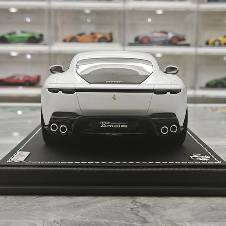 MR Collezione Ferrari 2025 Amalfi Coupe Bianco Artico 1:18 – Modello in resina collezionabile (MR Collection)