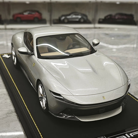 MR Collezione Ferrari 2025 Amalfi Coupe Grigio Abu Dhabi 1:18 – Resina modello in resina collezionabile (MR Collection)