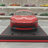MR Collezione Ferrari 2025 Amalfi Coupe Rosso Corsa 1:18 – Modello in resina collezionabile (MR Collection)