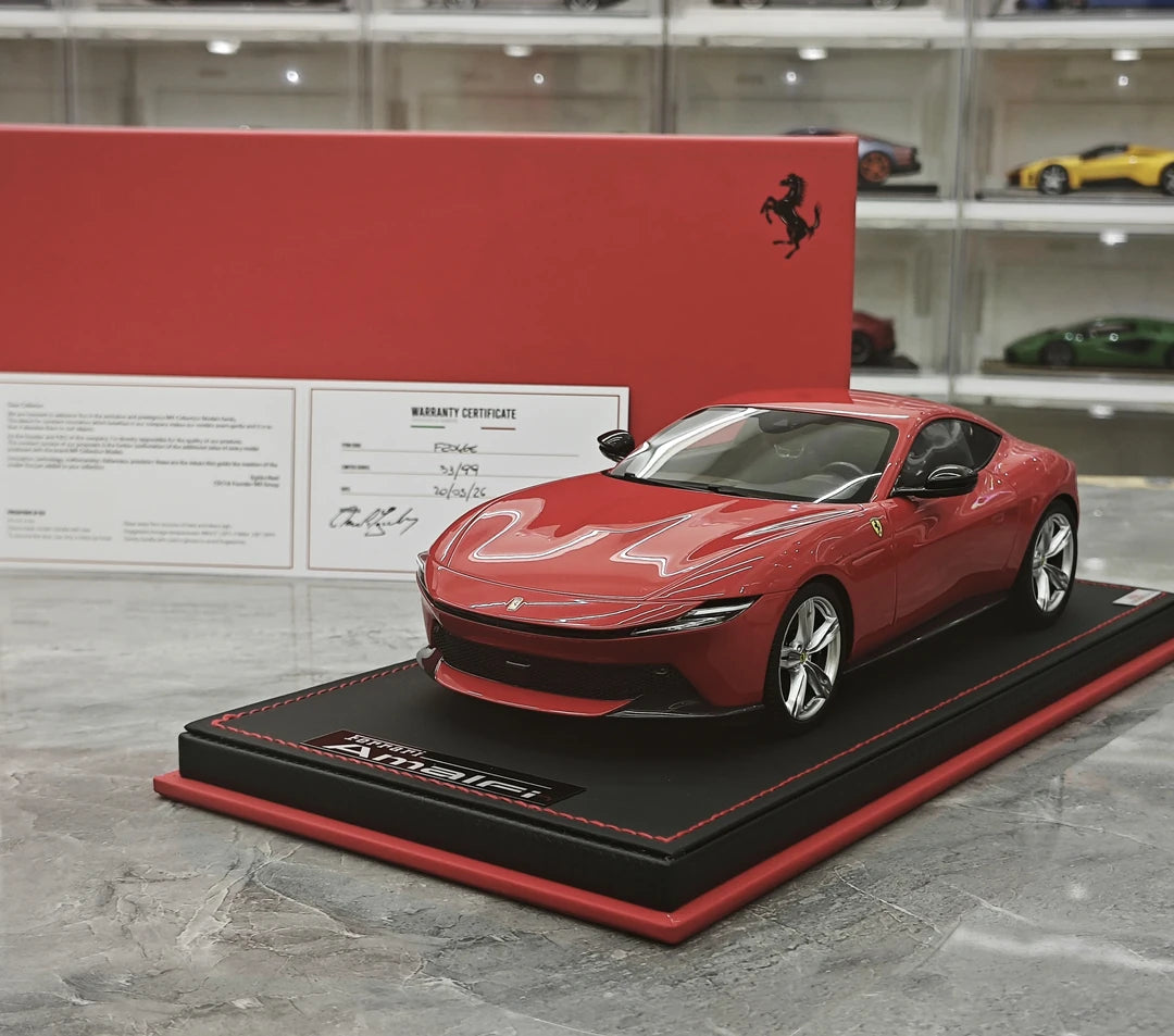 MR Collezione Ferrari 2025 Amalfi Coupe Rosso Corsa 1:18 – Modello in resina collezionabile (MR Collection)