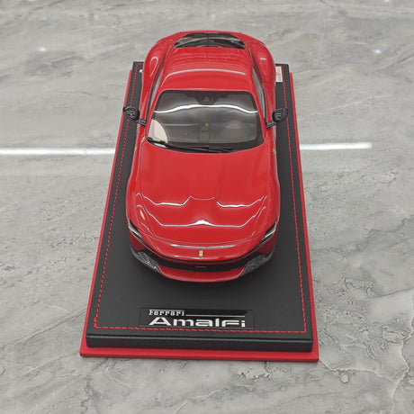 MR Collezione Ferrari 2025 Amalfi Coupe Rosso Corsa 1:18 – Modello in resina collezionabile (MR Collection)