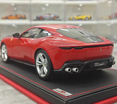 MR Collezione Ferrari 2025 Amalfi Coupe Rosso Corsa 1:18 – Modello in resina collezionabile (MR Collection)
