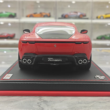 MR Collezione Ferrari 2025 Amalfi Coupe Rosso Corsa 1:18 – Modello in resina collezionabile (MR Collection)