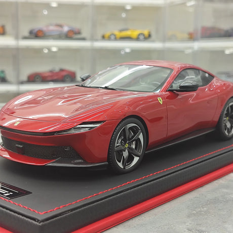 MR Collezione Ferrari 2025 Amalfi Coupe Rosso Portofino 1:18 – Modello in resina collezionabile (MR Collection)
