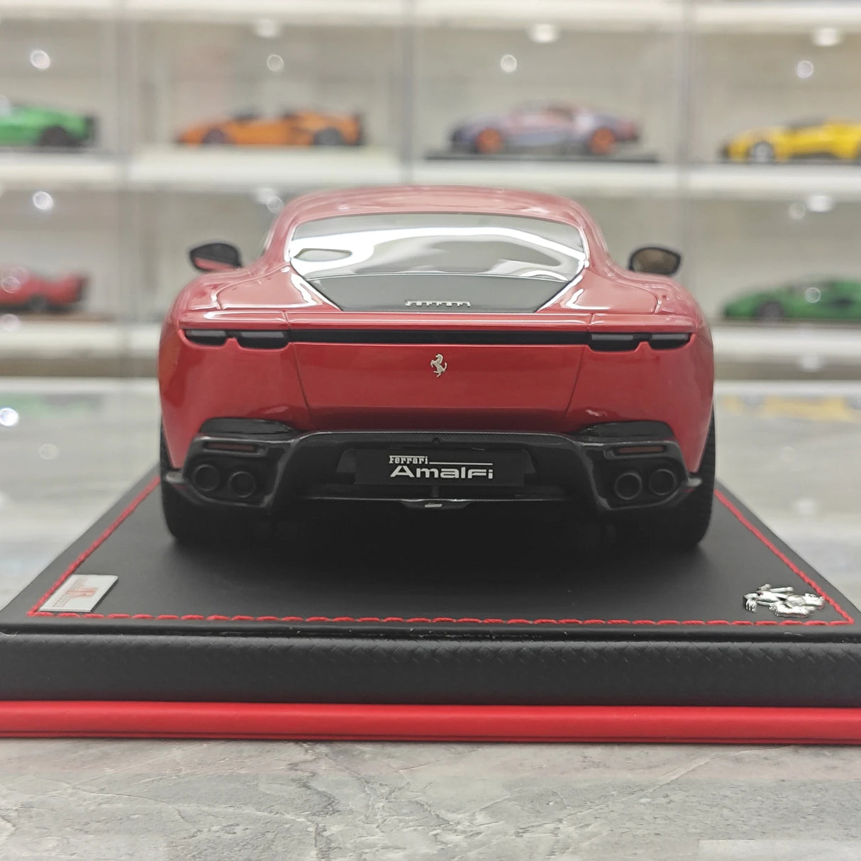MR Collezione Ferrari 2025 Amalfi Coupe Rosso Portofino 1:18 – Modello in resina collezionabile (MR Collection)