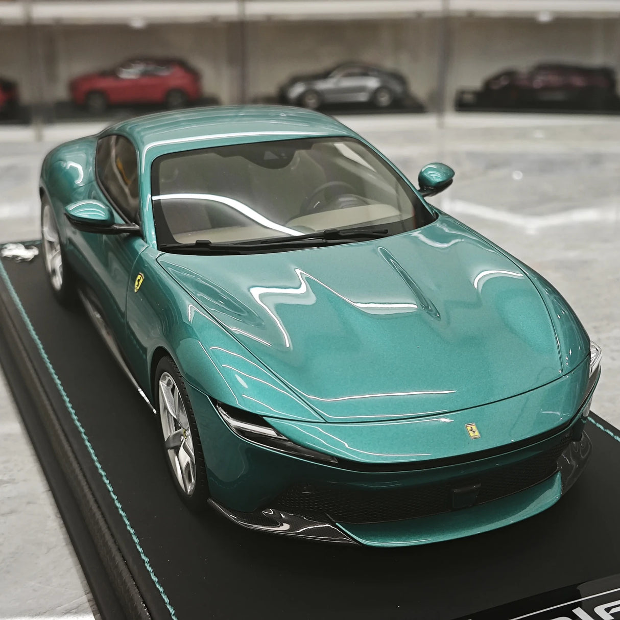 MR Collezione Ferrari 2025 Amalfi Coupe Verde Costiera 1:18 – Modello in resina da collezione (MR Collection)