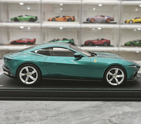 MR Collezione Ferrari 2025 Amalfi Coupe Verde Costiera 1:18 – Modello in resina da collezione (MR Collection)