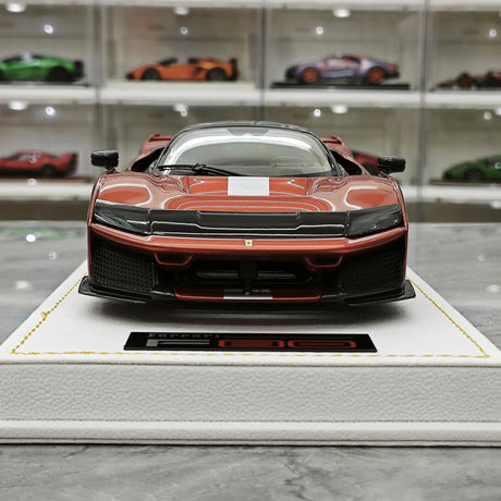 MR Collezione Ferrari 2025 F80 Coupe Orange 1:18 – Modello in resina collezionabile (MR Collection)