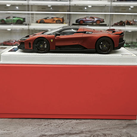 MR Collezione Ferrari 2025 F80 Coupe Orange 1:18 – Modello in resina collezionabile (MR Collection)