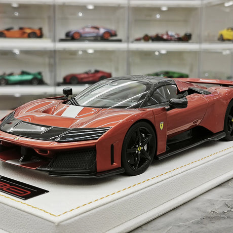 MR Collezione Ferrari 2025 F80 Coupe Orange 1:18 – Modello in resina collezionabile (MR Collection)