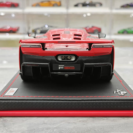MR Collezione Ferrari 2025 F80 Coupe Rosso Supercar 1:18 – Modello in resina collezionabile (MR Collection)