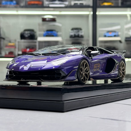 MR kokoelma Lamborghini 2018 Aventador SVJ Purple 1:18 – keräilyhartsimallihartsi (MR Collection)