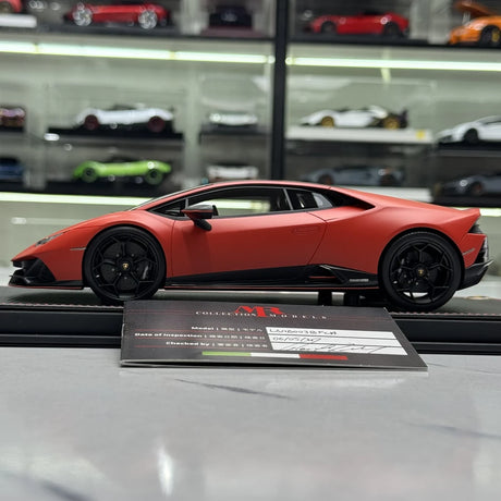 MR Kokoelma Lamborghini 2019 Huracan EVO Orange 1:18 – keräilyhartsimalli (MR Collection)