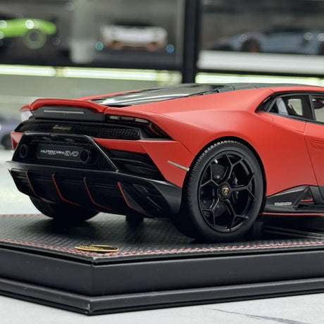 MR Kokoelma Lamborghini 2019 Huracan EVO Orange 1:18 – keräilyhartsimalli (MR Collection)