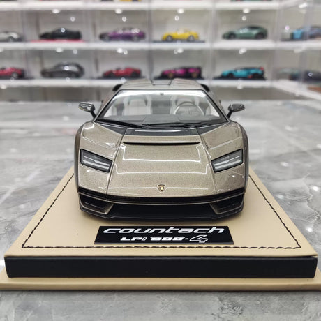 مجموعة MR Lamborghini 2021 Countach LPI 800-4 Gold 1:18 – راتنج نموذجي قابل للجمع (MR Collection)