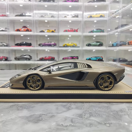 مجموعة MR Lamborghini 2021 Countach LPI 800-4 Gold 1:18 – راتنج نموذجي قابل للجمع (MR Collection)