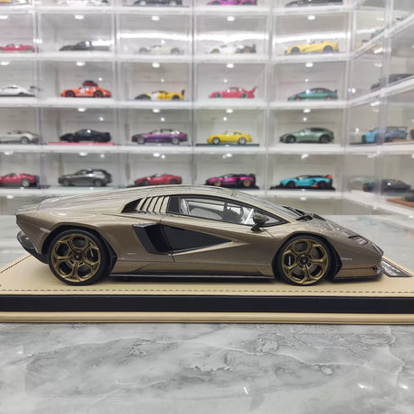 مجموعة MR Lamborghini 2021 Countach LPI 800-4 Gold 1:18 – راتنج نموذجي قابل للجمع (MR Collection)