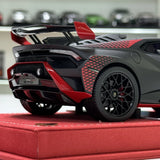 مجموعة MR Lamborghini 2021 هوراكان STO بلاك 1:18 – نموذج راتنج قابل للجمع (MR Collection)