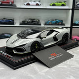 مجموعة MR Lamborghini 2024 Revuelto Gray 1:18 – راتنج نموذجي قابل للجمع (MR Collection)
