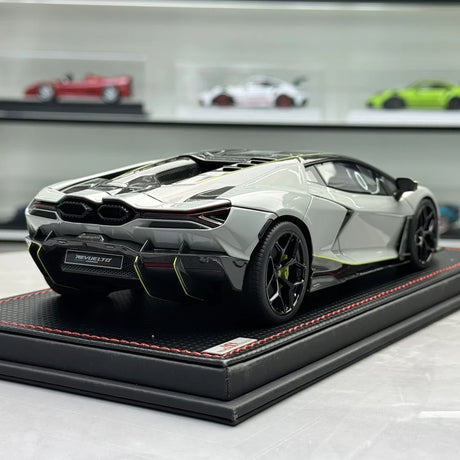MR kokoelma Lamborghini 2024 Revuelto Gray 1:18 – keräilyhartsimallihartsi (MR Collection)