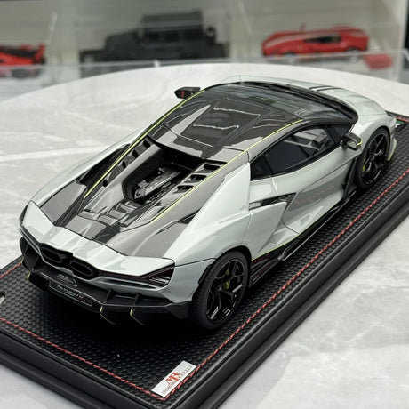 MR kokoelma Lamborghini 2024 Revuelto Gray 1:18 – keräilyhartsimallihartsi (MR Collection)