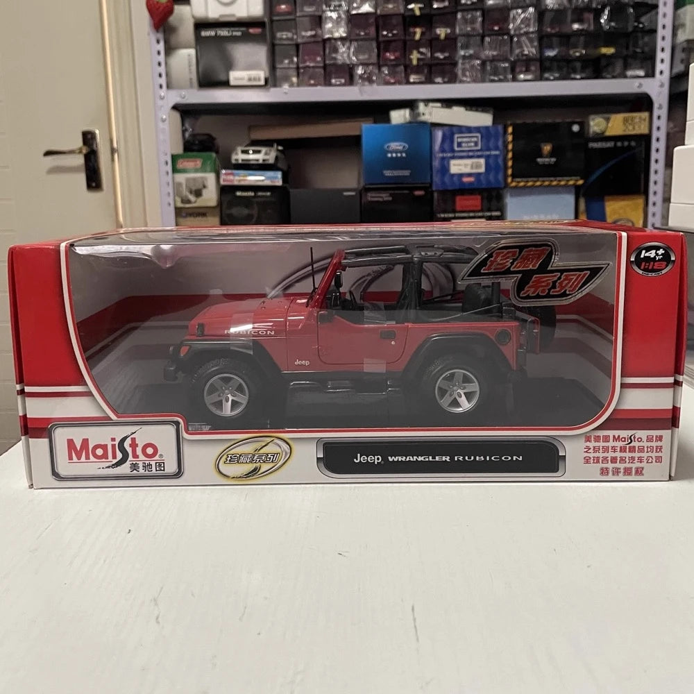 [Maisto] 1:18 Jeep 2004 Wrangler Rubicon Red Model Car Die-Cast