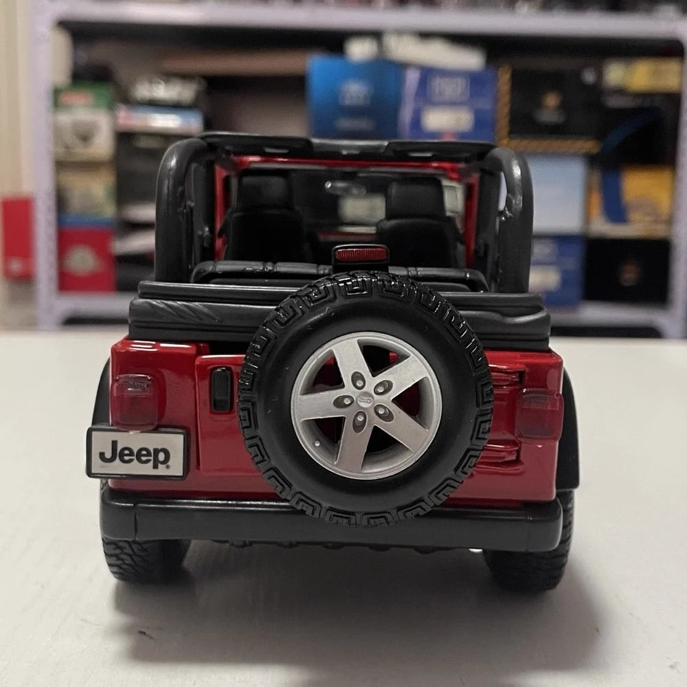 [Maisto] 1:18 Jeep 2004 Wrangler Rubicon Red Model Car Die-Cast