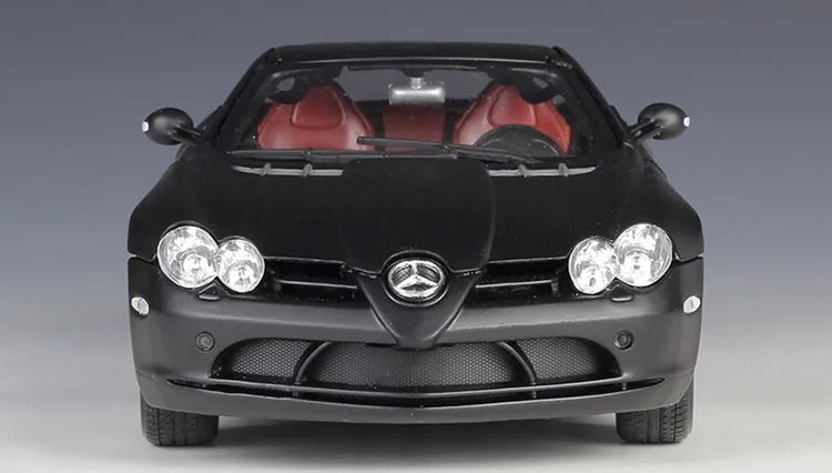 [Maisto] 1:18 Mercedes-Benz 2003 SLR McLaren Black Model Car Die-Cast