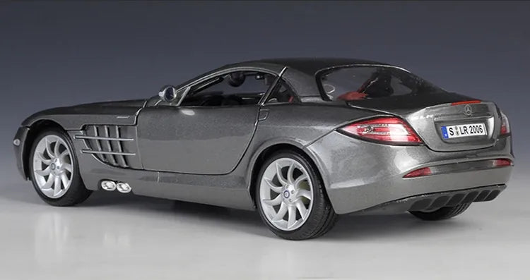 [Maisto] 1:18 Mercedes-Benz 2003 SLR McLaren Black Model Car Die-Cast
