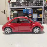 [Maisto] 1:18 Volkswagen 1998 Beetle rosso modellino di auto Die-Cast