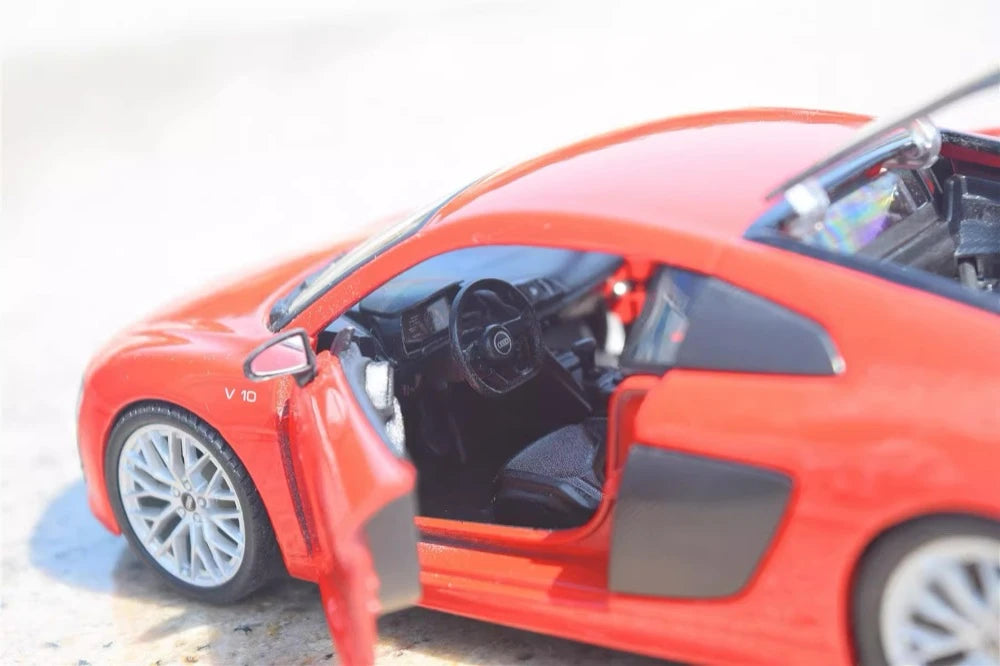 [Maisto] 1:24 Audi 2016 R8 V10 Plus Red Model Car Die-Cast