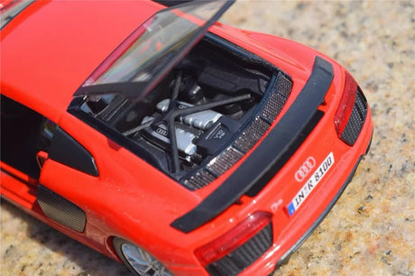 [Maisto] 1:24 Audi 2016 R8 V10 Plus Red Model Car Die-Cast