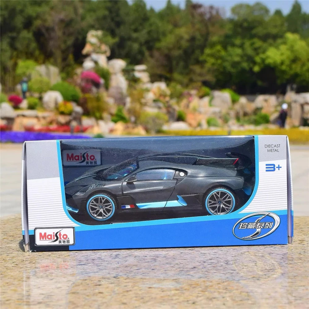 [Maisto] 1:24 Bugatti 2019 Divo Gray Model Car Die-Cast