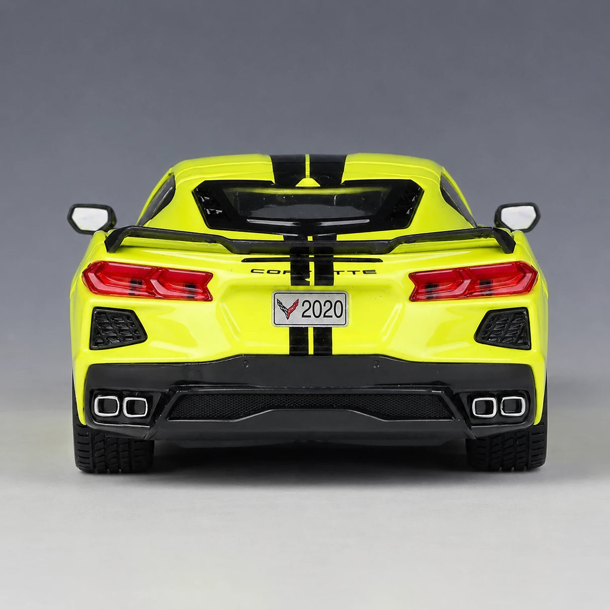 [Maisto] 1:24 Chevrolet 2020 Corvette Stingray Green Model Car Die-Cast