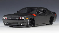 [Maisto] 1:24 Dodge 2008 Challenger SRT8 noir voiture miniature Die-Cast