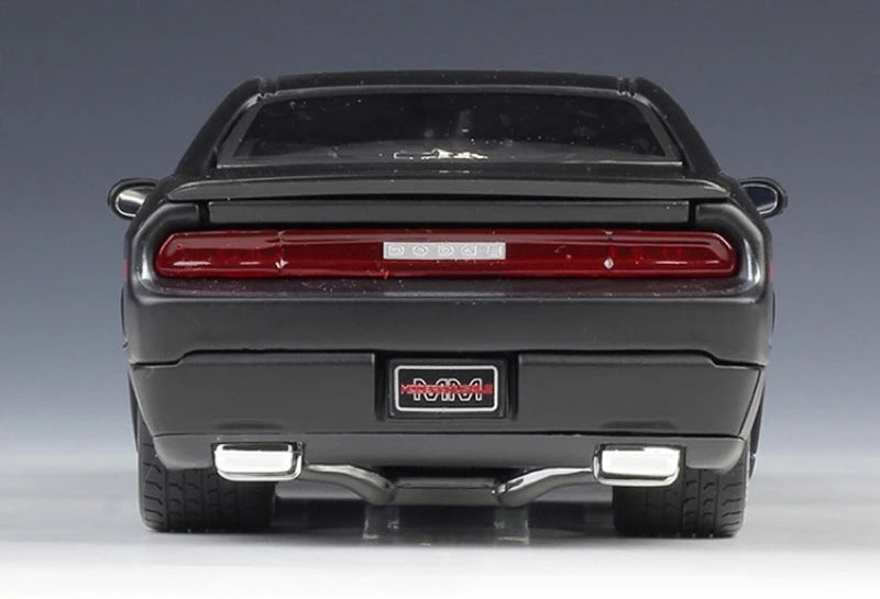 [Maisto] 1:24 Dodge 2008 Challenger SRT8 noir voiture miniature Die-Cast