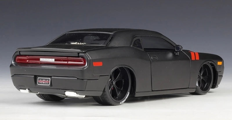 [Maisto] 1:24 Dodge 2008 Challenger SRT8 Black Model Car Die-Cast