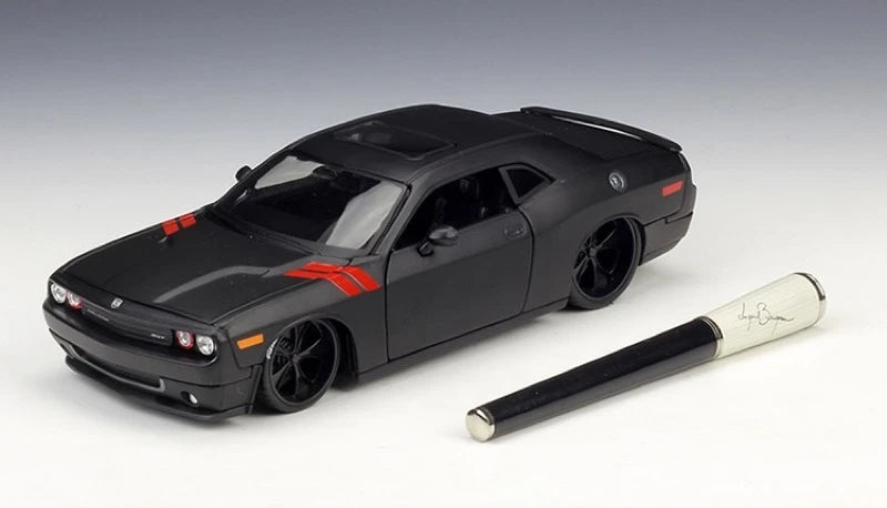 [Maisto] 1:24 Dodge 2008 Challenger SRT8 noir voiture miniature Die-Cast