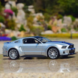 [Maisto] 1:24 Ford 2014 Mustang Street Racer Silver Model Car Die-Cast