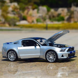[Maisto] 1:24 Ford 2014 Mustang Street Racer Silver Model Car Die-Cast