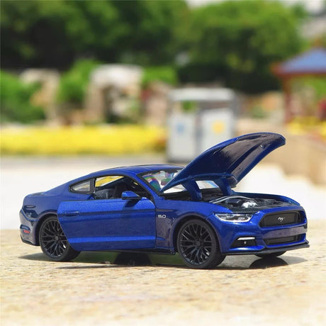 [Maisto] 1:24 Ford 2015 Mustang GT Blue Model Car Die-Cast