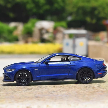 [Maisto] 1:24 Ford 2015 Mustang GT Blue Model Car Die-Cast