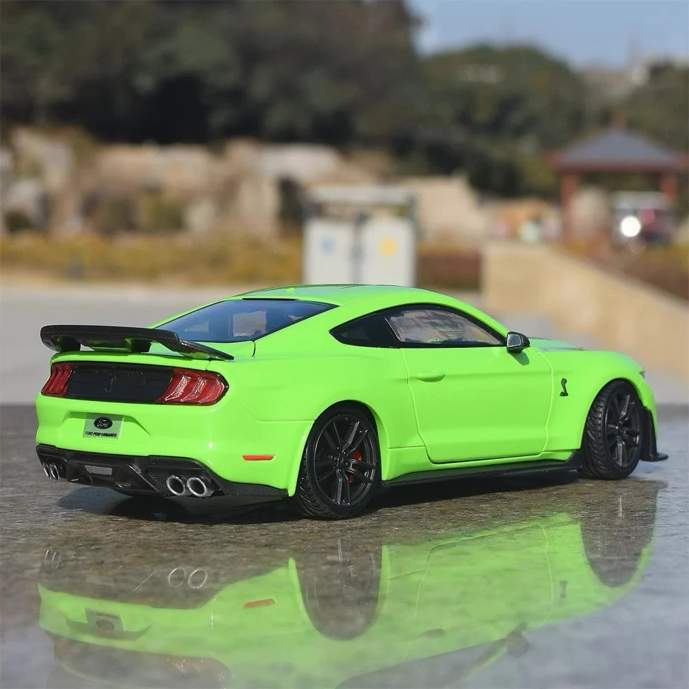 [Maisto] 1:24 Ford 2020 Shelby GT500 Green Model Car Die-Cast