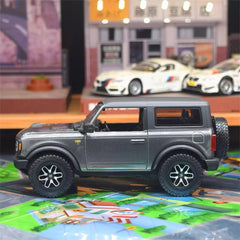 [Maisto] 1:24 Ford 2021 Bronco Gray Model Car Die-Cast