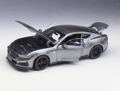 [Maisto] 1:24 Ford 2024 Mustang Dark Horse Gray Model Car Die-Cast